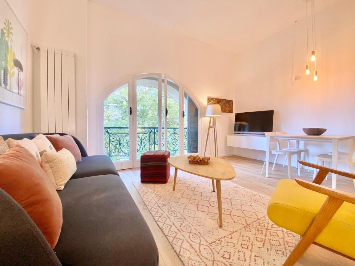 Apartamento Casaviva-Stylish Trilo With Ac-Shared Pool-Parking Génova Exterior foto
